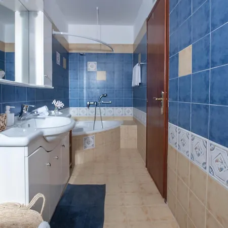 Blue Zen Kithnos, Cycladic House